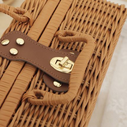 Maleta de picnic o decoración con diseño ratán